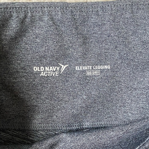 Old navy leggings - Picture 2 of 4